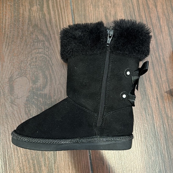Jumping beans brand black boots, fur trim, Toddler size 10 - Picture 3 of 5